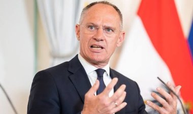 وزير داخلية  النمسا يبدي رغبته في تشديد سياسة اللجوء على السوريين