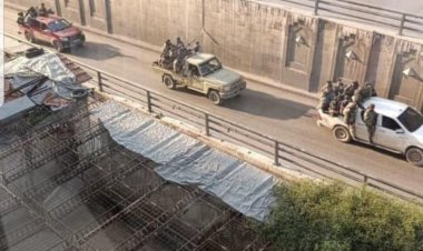 الثوار وسط حلب، ويسيطرون على أحياء عديدة، وسط فرار للمليشيات الإيرانية وقوات النظام المتهالكة