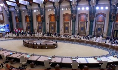 قمة بغداد 2025 غياب عدد من القادة العرب