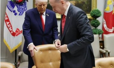 قبل قليل.. أردوغان يوقّع على دفتر الشرف في البيت الأبيض بحضور ترامب.