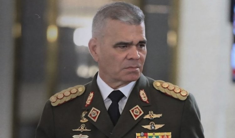 وزير الدفاع الفنزويلي: سنستخدم كل قدراتنا للدفاع عن استقلال بلادنا وسيادتنا