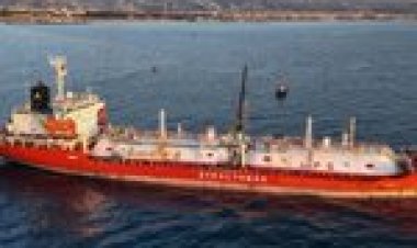 وصول ناقلة غاز إلى مصب بانياس لتعزيز إمدادات الطاقة في الساحل السوري