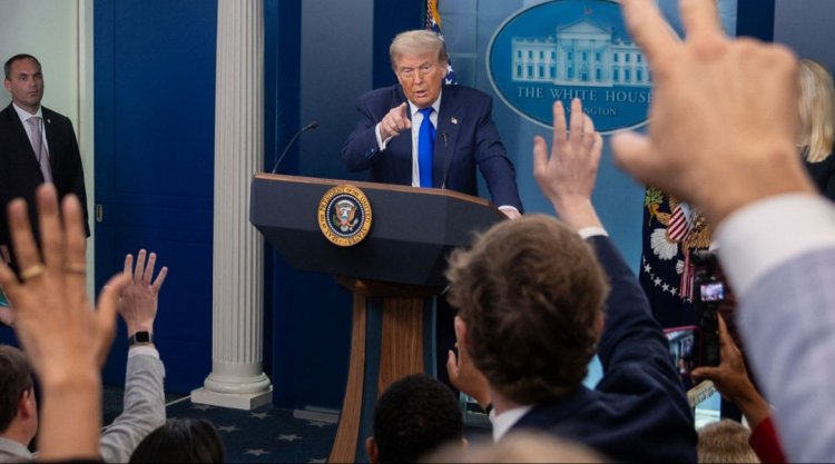 ترمب يتوعد بكشف حقيقة “الكائنات الفضائية والأجسام الطائرة المجهولة”