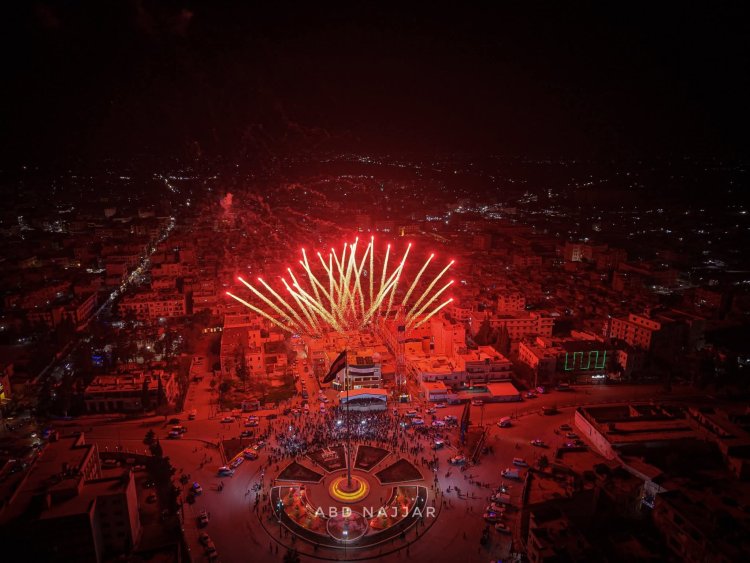 من الاحتفالات الشعبية في الذكرى 15 لانطلاقة الثورة السورية في مدينة إدلب